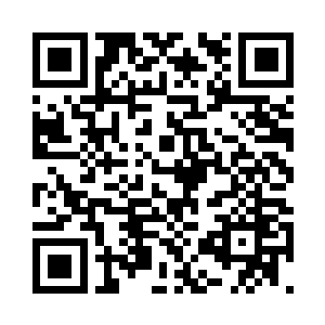 而其他人则用火不断烧着其他的蝎子二维码生成