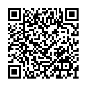 而冯天龙这会也是识趣的坐上了前面的一辆车子二维码生成