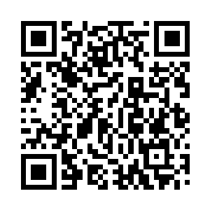 而另一只手则拉开办公桌下一个隐蔽的暗格二维码生成