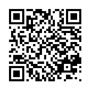 而后也看向了脸色震惊且凝重的三个人二维码生成