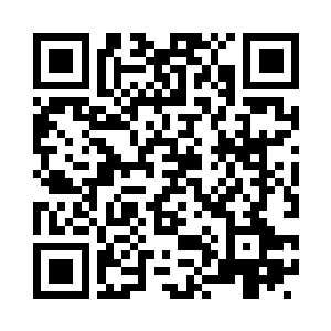 而后又前后有四辆家用车抵达加油站二维码生成