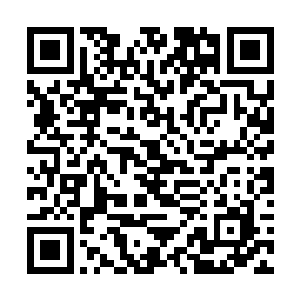 而唯一能够让他们快速成长起来的办法就是逼迫他们二维码生成