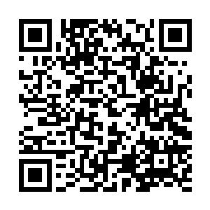 而在床上的洛水嫣听着这么一道声音顿时也是吓的浑身发抖二维码生成
