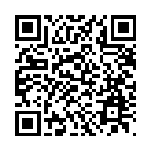 而墨涏则选择带所有自己制作的机关二维码生成