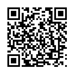 而奕君早就吓得拉了几位自家兄弟离开原地了二维码生成