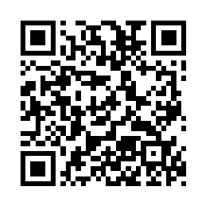 而是一部掩盖在黑暗现实风格下的主流商业片二维码生成