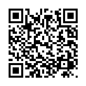 而是依然像平常那样地呆在工作室里二维码生成