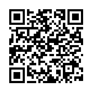 而是坐在船头细细观察这里的格局二维码生成