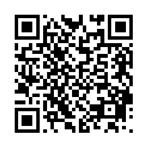 而是用眼角的余光看向了旁边的侯天亮二维码生成