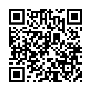 而是让司机开车送他和司笑语过来的二维码生成