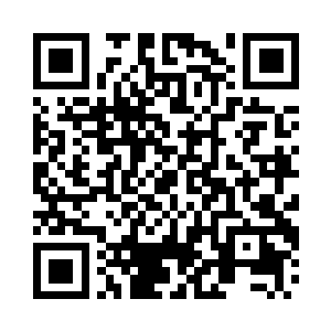 而是蹙着眉头看着地上不停抽搐的墨二叔二维码生成