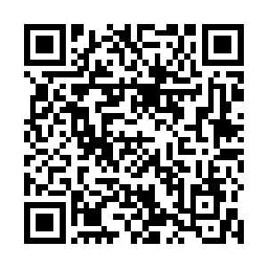 而某个部位却是意外的准确地盯在了慕容雪的小腹之上二维码生成