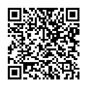 而此处演绎的金系法术却是以特定却又玄奥的组合凝聚而成二维码生成