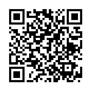 而爸爸妈妈站在一旁神色无奈的看着两个醉鬼二维码生成