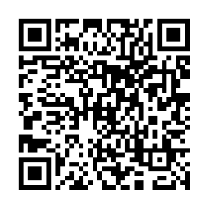 而现在他的动作在同学们的眼里那可是相当暧昧的二维码生成