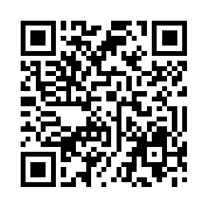 而白妃被她一把推倒在地后竟是就那般趴着二维码生成