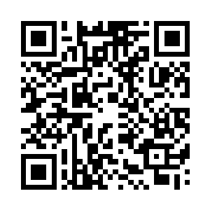 而端着酒杯的宾客成了雪地里行走的夜归人二维码生成