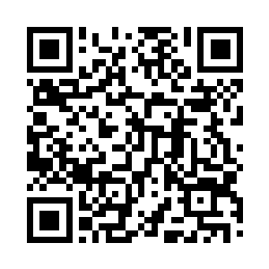 而莫小鱼则惬意的瘫在沙发上看电视二维码生成