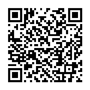 而这头脑简单的大块头肯定以为自己要和他比力气二维码生成