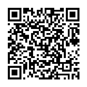 而这是上天赐予他们文人的一份惊人的难得的礼物二维码生成
