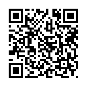 而进球之后的卡卡则双手指向天空二维码生成