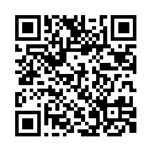 而那折断的树干则是轰隆隆的往下砸了下去二维码生成