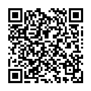 而龙傲天发现那池水的中央有着一滴水显得十分的显眼二维码生成