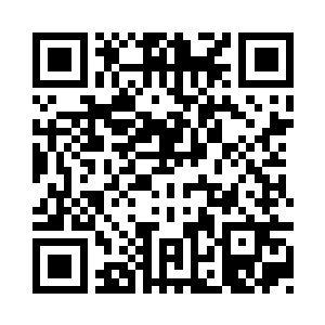 聂云的拳头和独孤笑的手掌碰在一起二维码生成