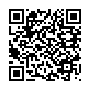 联军之中的一位修士还是没有放弃二维码生成