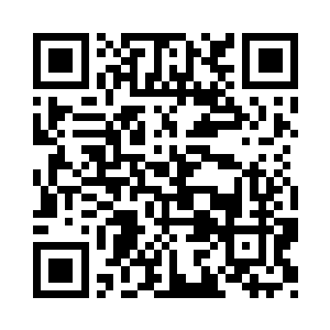 聚集在屏幕前祈祷那位超级英雄的出现二维码生成