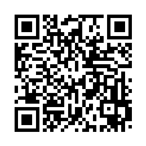 肩胛骨轻轻磕打磨蹭着粗糙的石头二维码生成