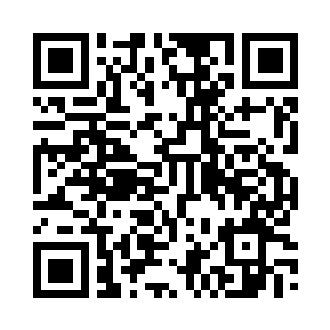 背过身去快速整理了一下头发和衣着二维码生成