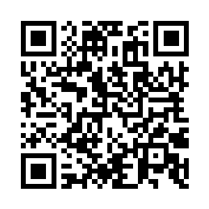 胸前的柔软在明暗相间的光线下若隐若现二维码生成