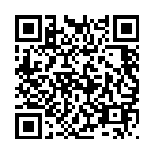 脸上带着急促甚至一丝惊慌的表情二维码生成