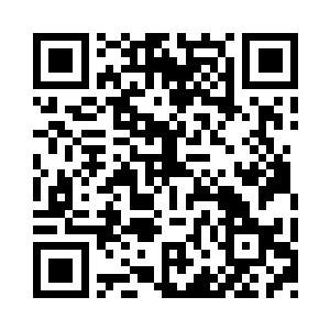 脸上露出了一丝真挚的神情的举起了杯来二维码生成