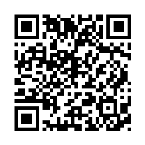 脸颊上面的十字刀疤显得更加扭曲与耀眼二维码生成