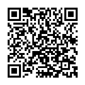 自己入睡时似乎不是在床上――两个人吃完了饭二维码生成