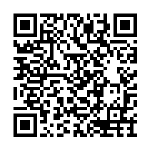 自己和圣美的攻击在被那股风暴削弱了大半之后二维码生成