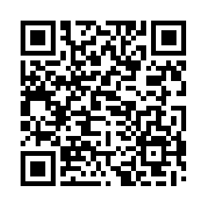 自然是一眼就发现了躺在地上昏迷不醒的这人二维码生成