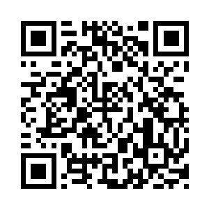 至于对面的中年人的身份也是呼之欲出了二维码生成