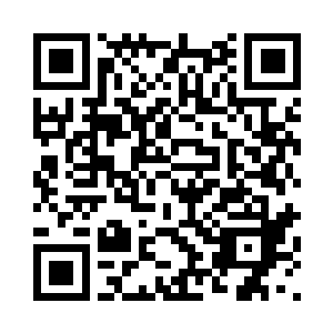 艾丽娜看到了欧阳志远在给人看病二维码生成