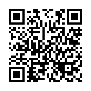 苏凡眼神紧紧的盯着阿诺德手下的士兵二维码生成