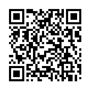 苏凡紧接着将夹紧的水果刀轻轻的一抖二维码生成