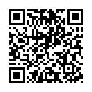 苏嫣拉了拉季宸渊的玄色冰冷的衣角二维码生成