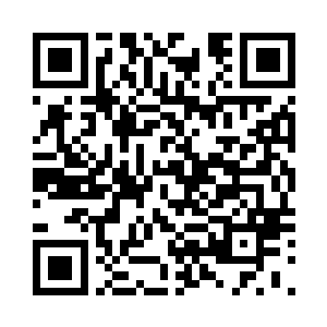 苏嫣的指尖也稍微染上了些许的黄色二维码生成