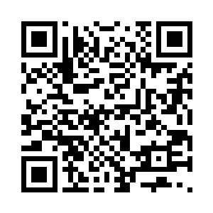 苏小爱涨红着脸气愤又羞涩的瞪着君无妄二维码生成