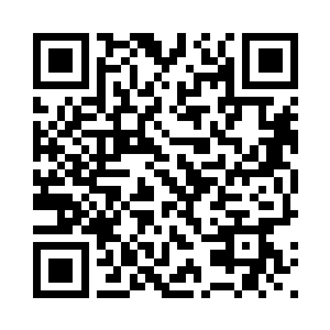 苏芷妍也重新坐回了夏云杰的身边二维码生成