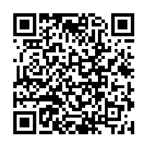 若说刚才她还在为没有能够卖出这一辆奥迪tt的话二维码生成