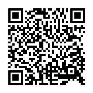 若这女人只是长得漂亮岂能在这么短的时间内离间得了他们二维码生成