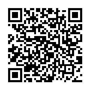 范佩西的前插跑位确实也让他成为了曼城防守的焦点二维码生成